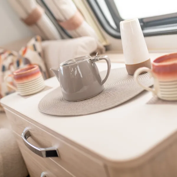 Interior image of the Whirlwind 520 model by Elddis.