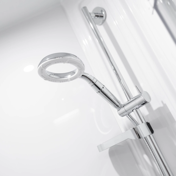 Image of the shower room inside a Whirlwind 520 model.